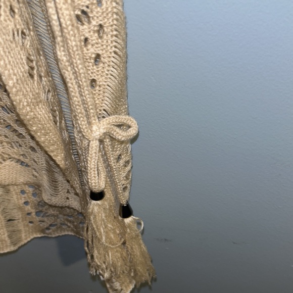 Boho hippie tan crochet vest cover up side ties oversized - Picture 3 of 7